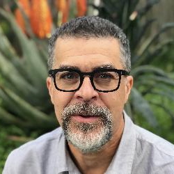 Eric Porter photo